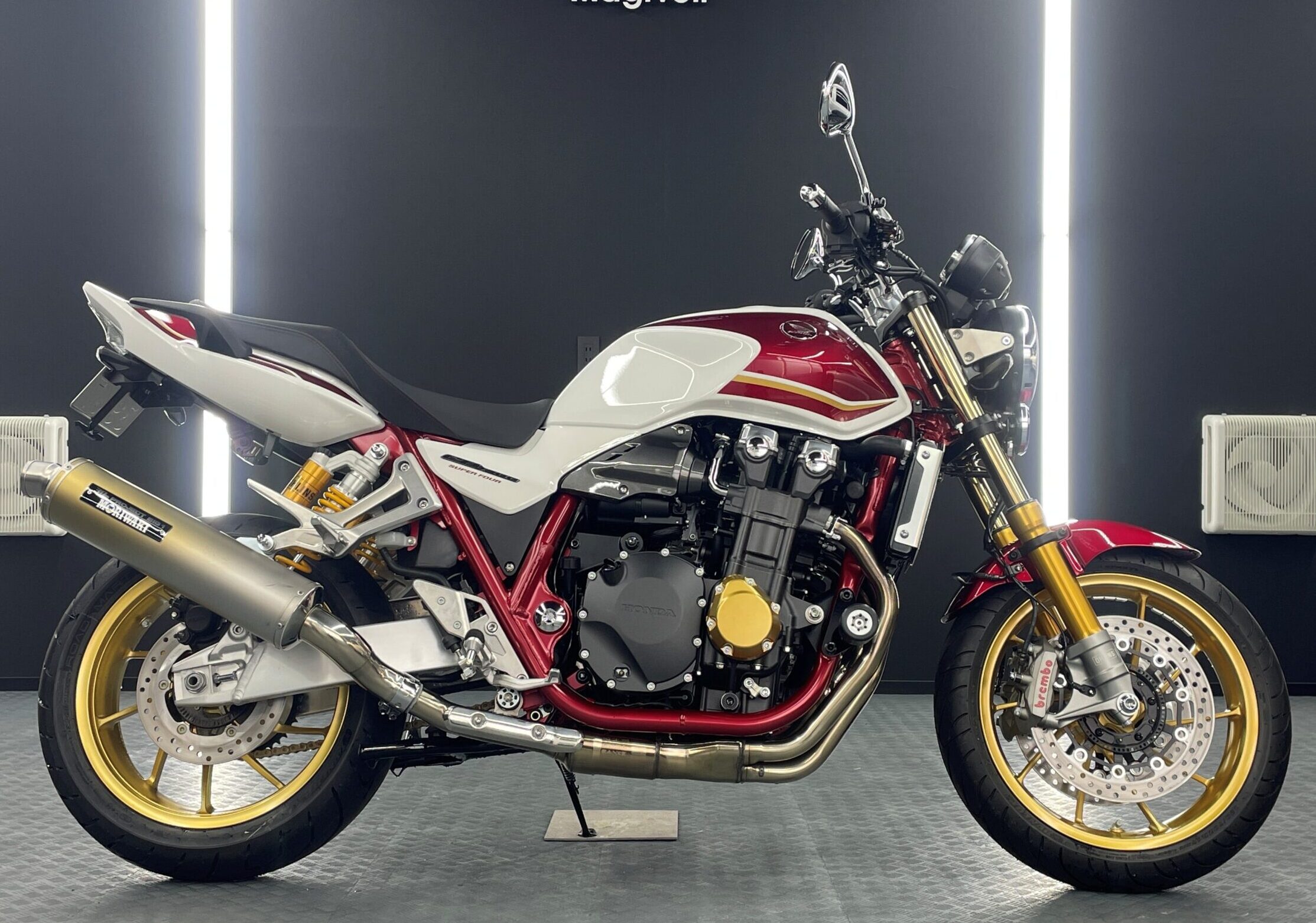 【マジベル セラミックRGC / VOCフリー】HONDA CB1300 SUPER FOUR SP 30th Anniversary施工実績のご紹介
